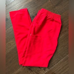 Wear Figs Scrubs - Kade Pants in Pop Red - Size Medium Tall